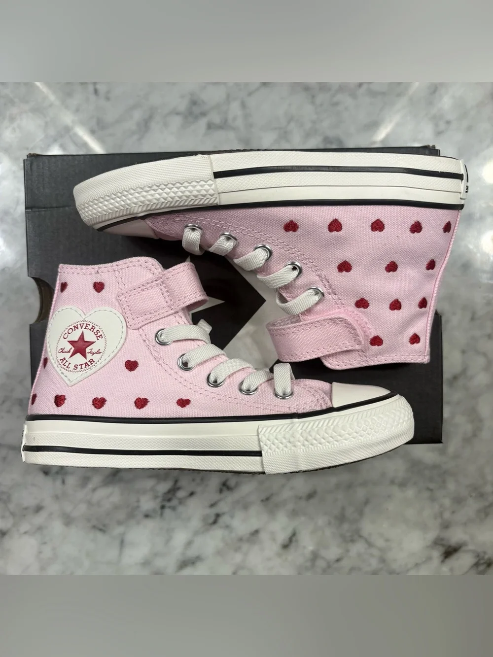 Converse Chuck Taylor All Star Easy On High Top Pink Hearts Little Girl 11 or 12